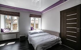 ROMANTIC Apartments - центр Львова , с видом на город